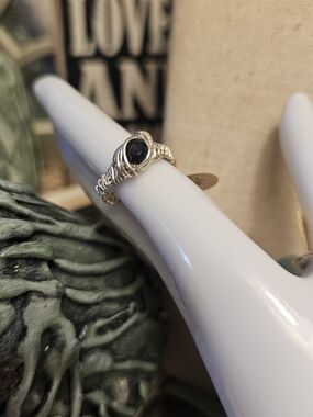 Handcrafted Silver Wire Ring with GRNET Stone SZ 7- 1/4